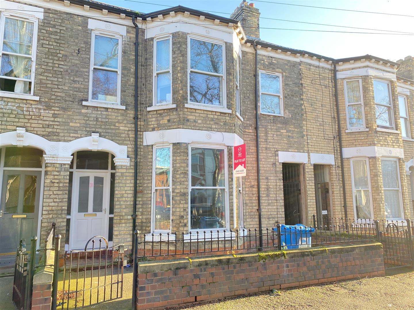 Flat 3 31 Plane StreetHull